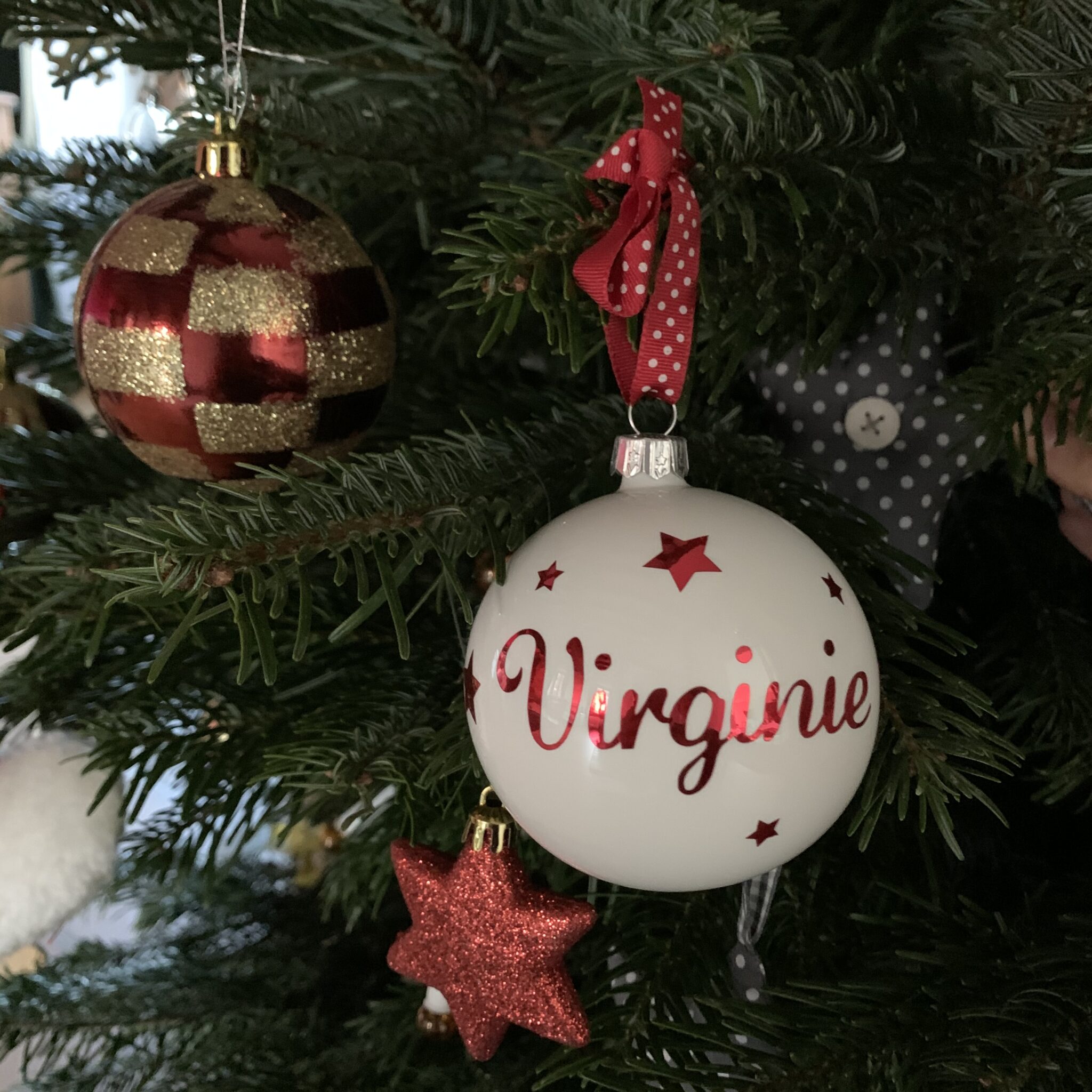 La grande boule de Noël (8cm)