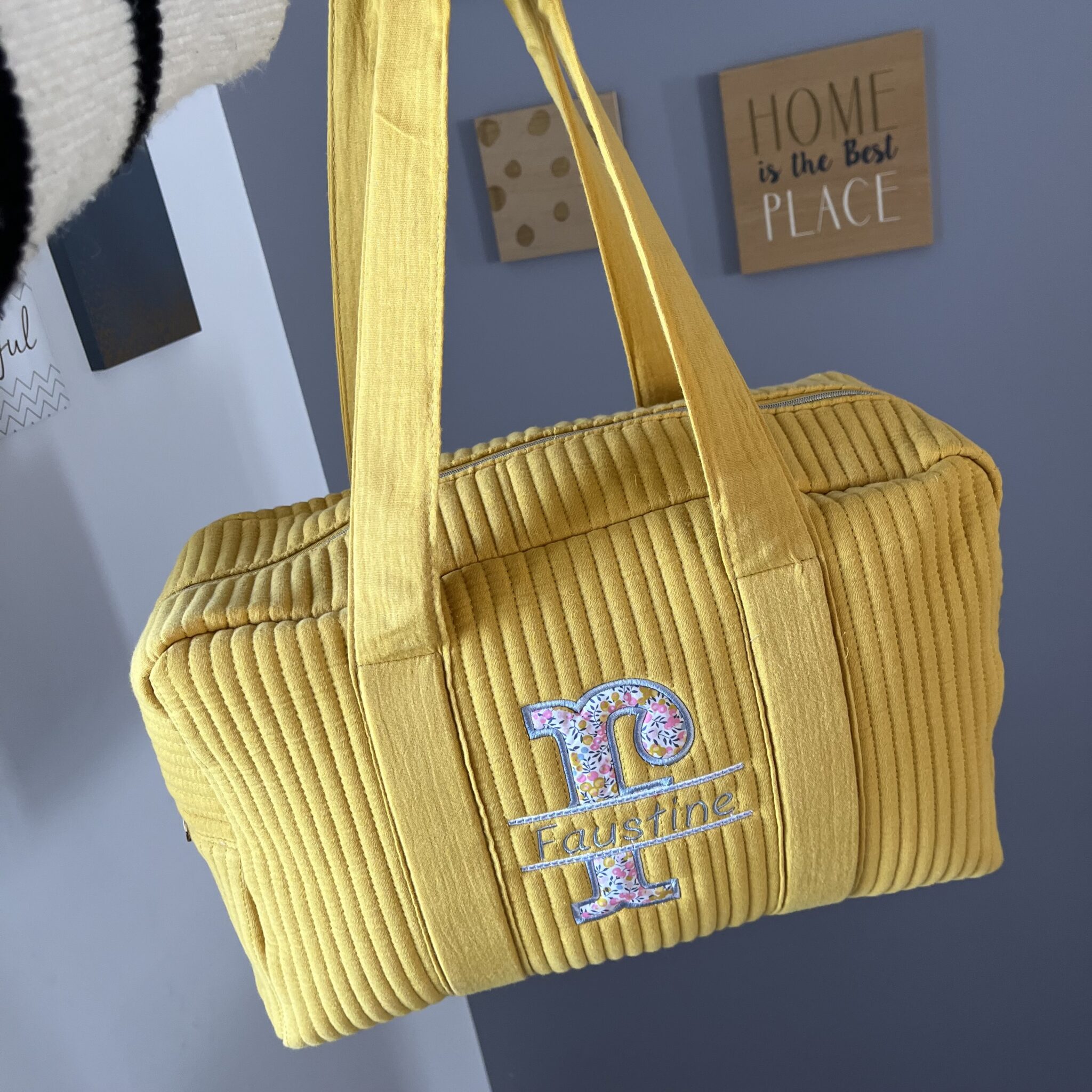 Le sac à langer lettrine